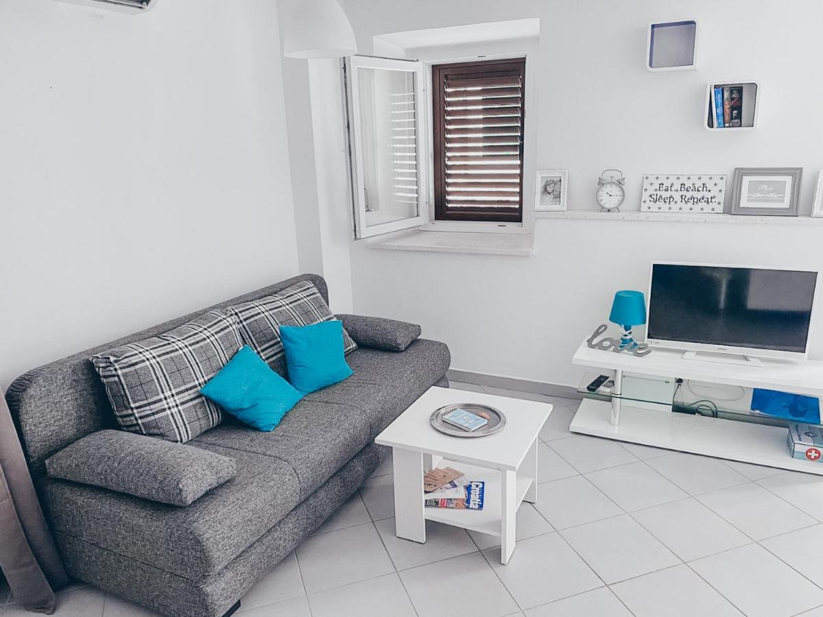 Apartment Estera Jelsa  Bagian luar foto