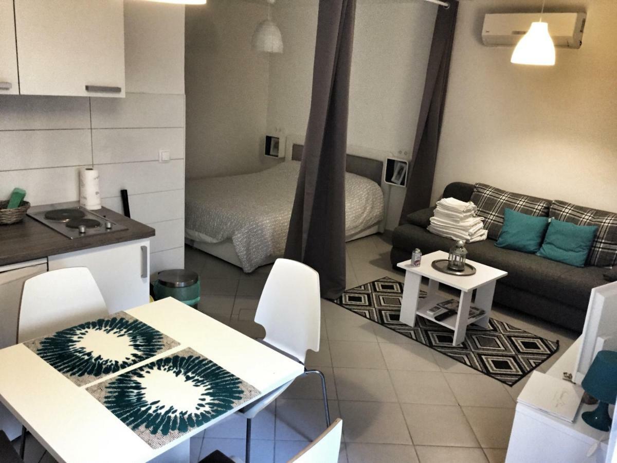 Apartment Estera Jelsa  Bagian luar foto
