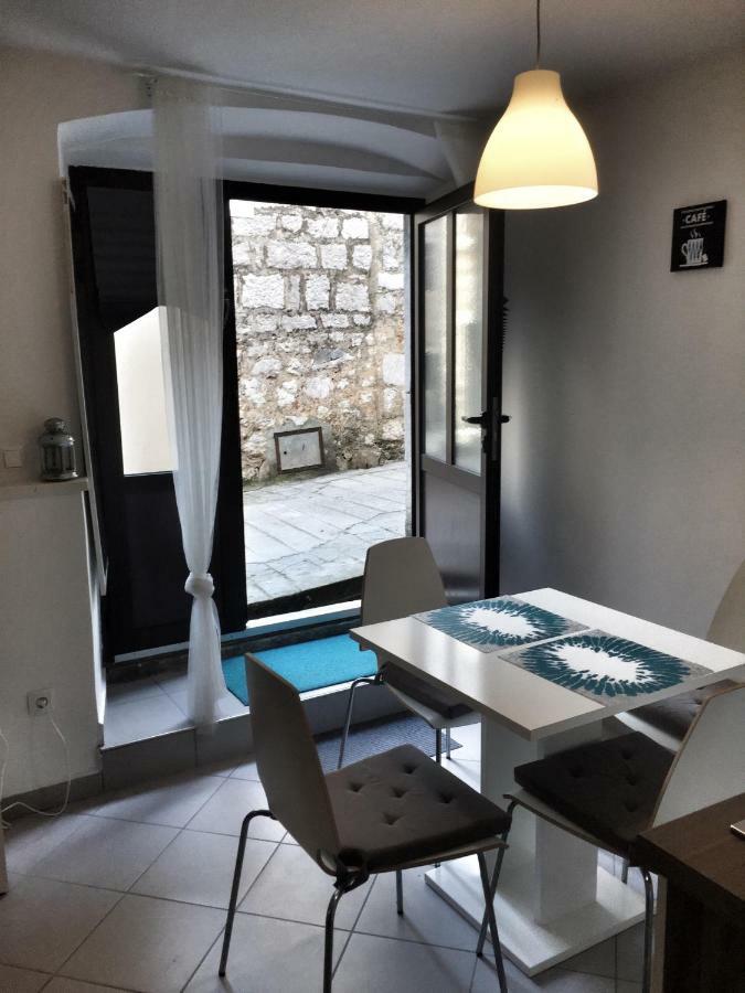 Apartment Estera Jelsa  Bagian luar foto