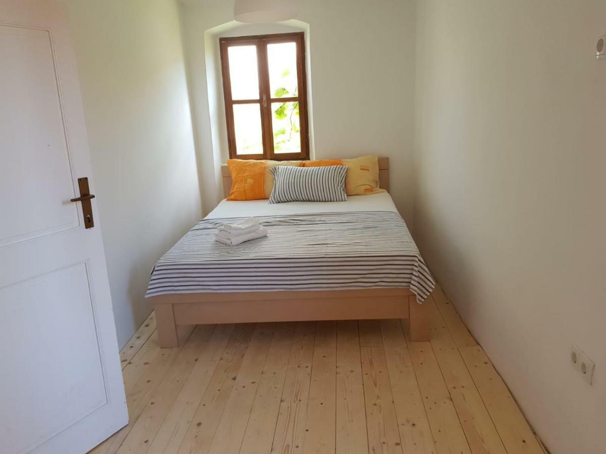Apartment Estera Jelsa  Bagian luar foto